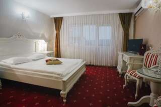 Отель Hotel Capitol Яссы Двухместный номер с 1 кроватью или 2 отдельными кроватями-9